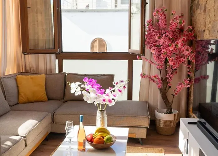 View , Luxury Old Town